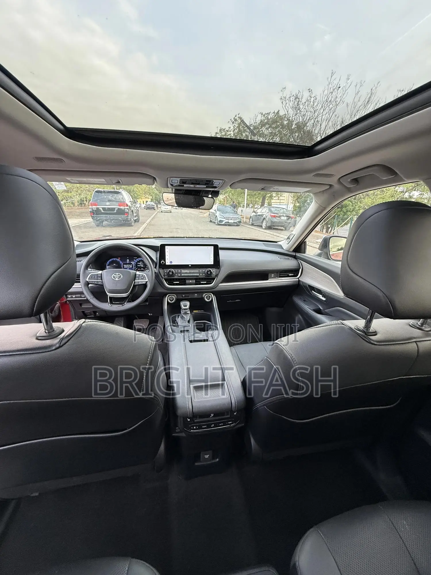 Toyota Highlander Limited AWD 2024 Red