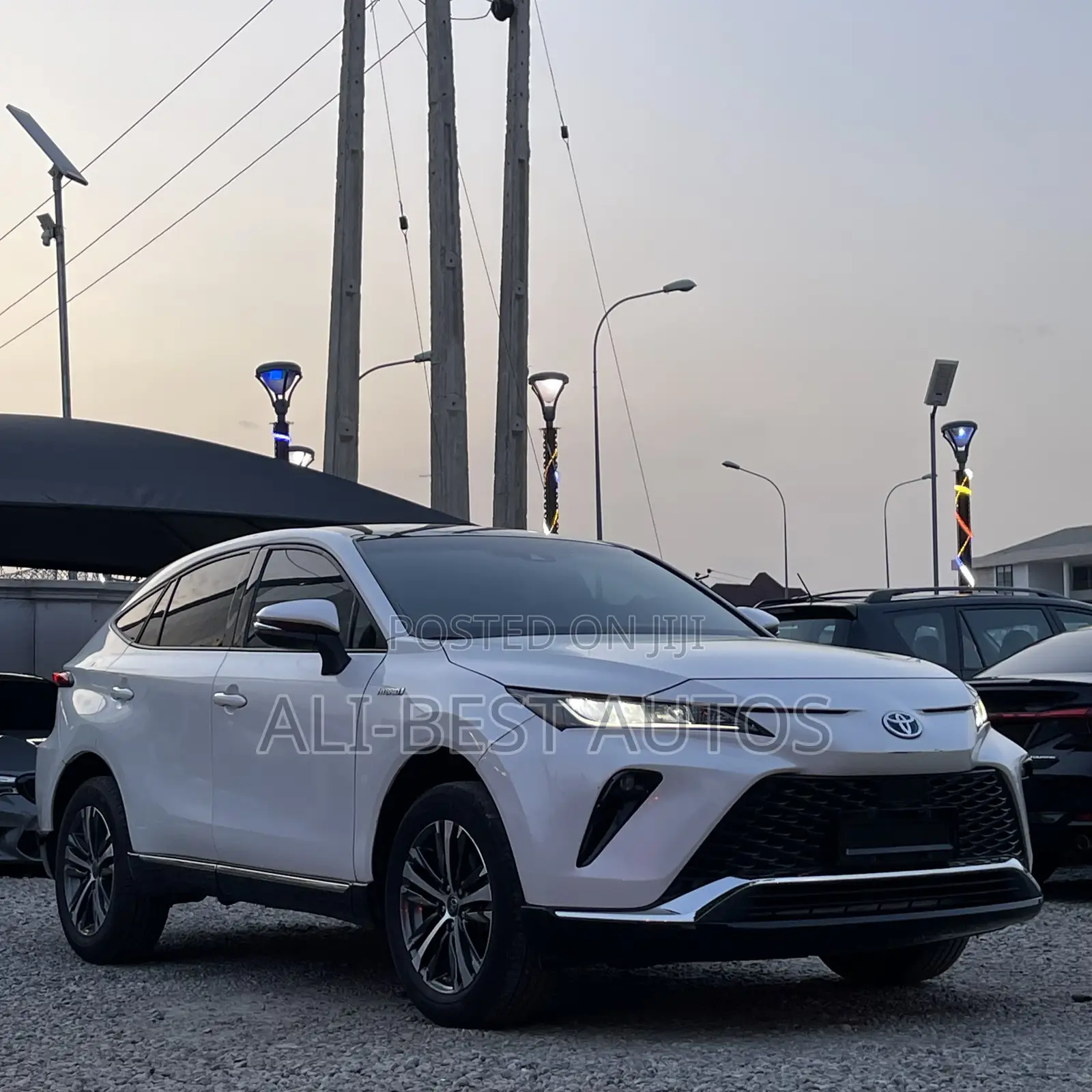 Toyota Venza Limited 2022 White