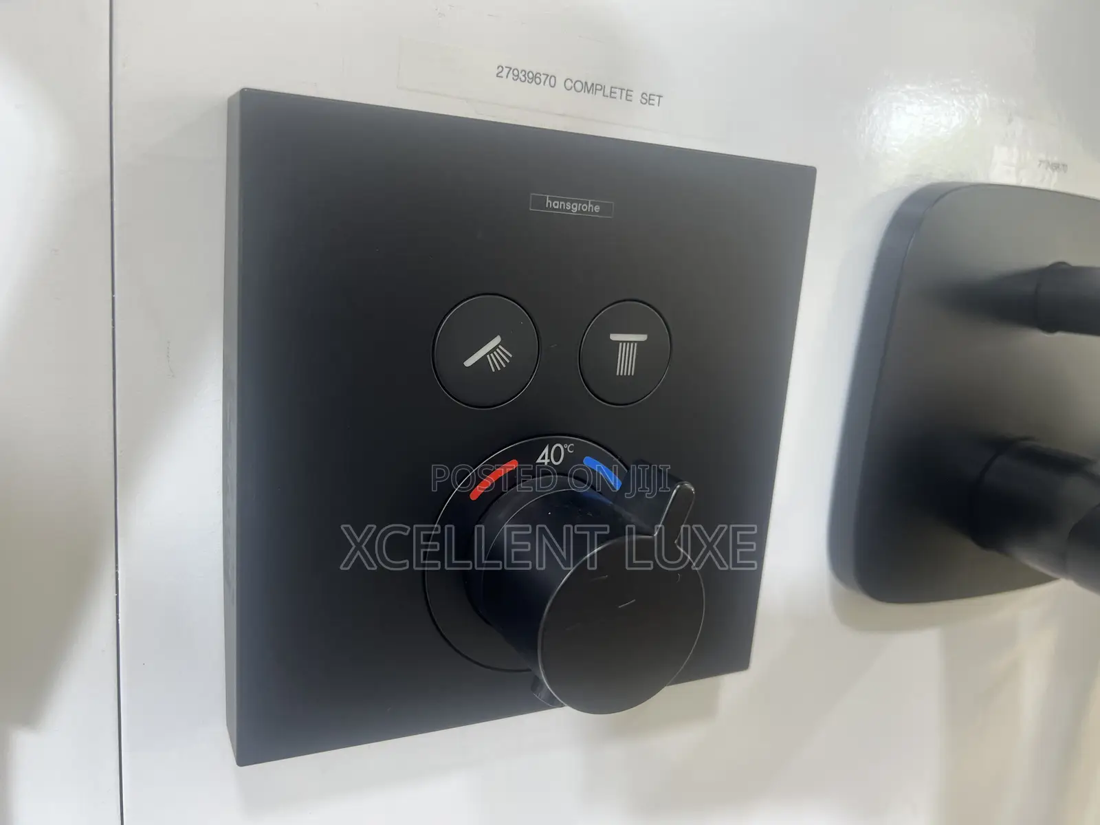 Hansgrohe Rainfinity Conduit Shower System and Shower Connector