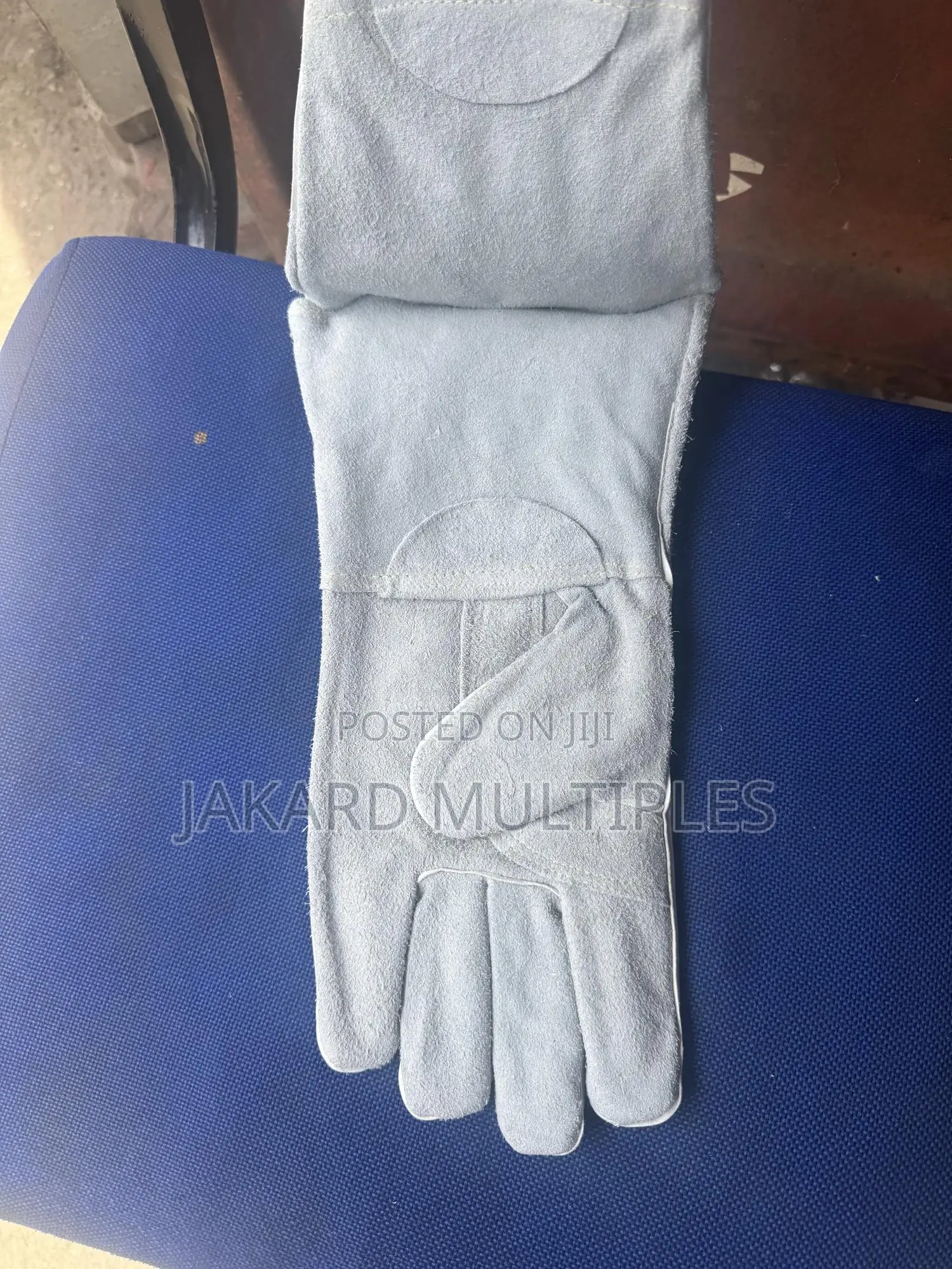 Till Man Hand Glove