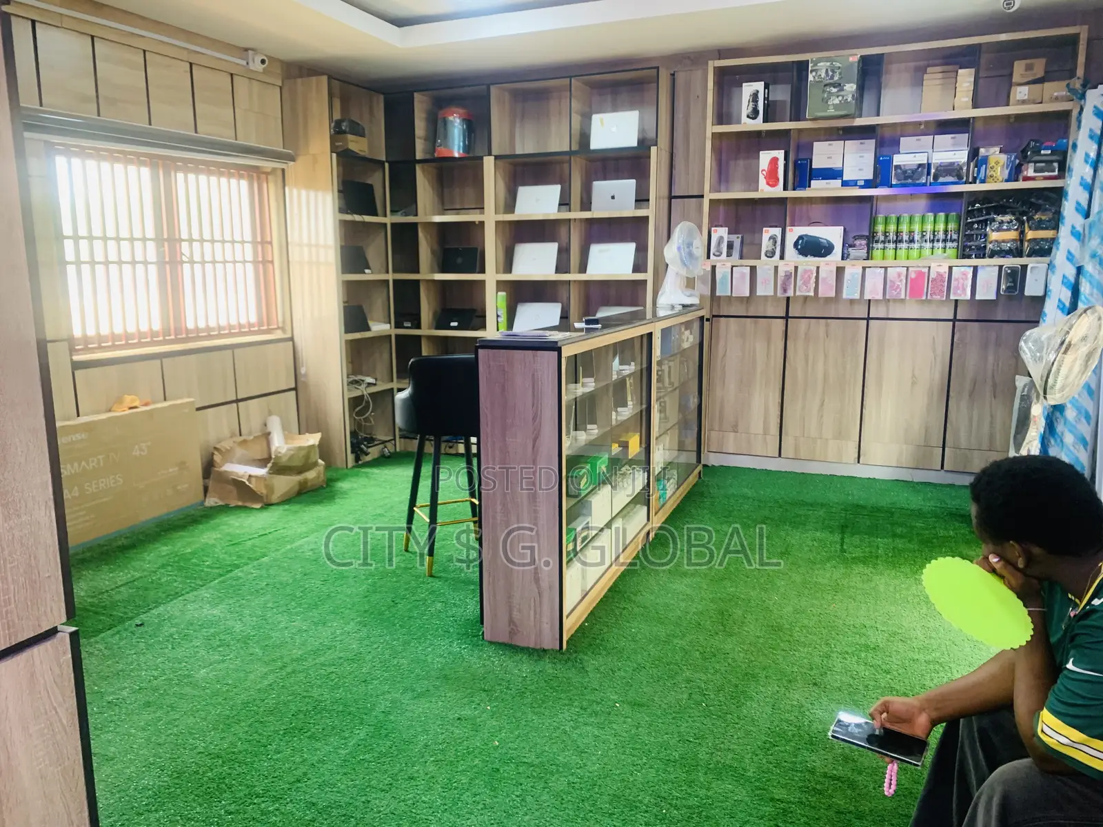 A Standard Shop for Rent Office Space