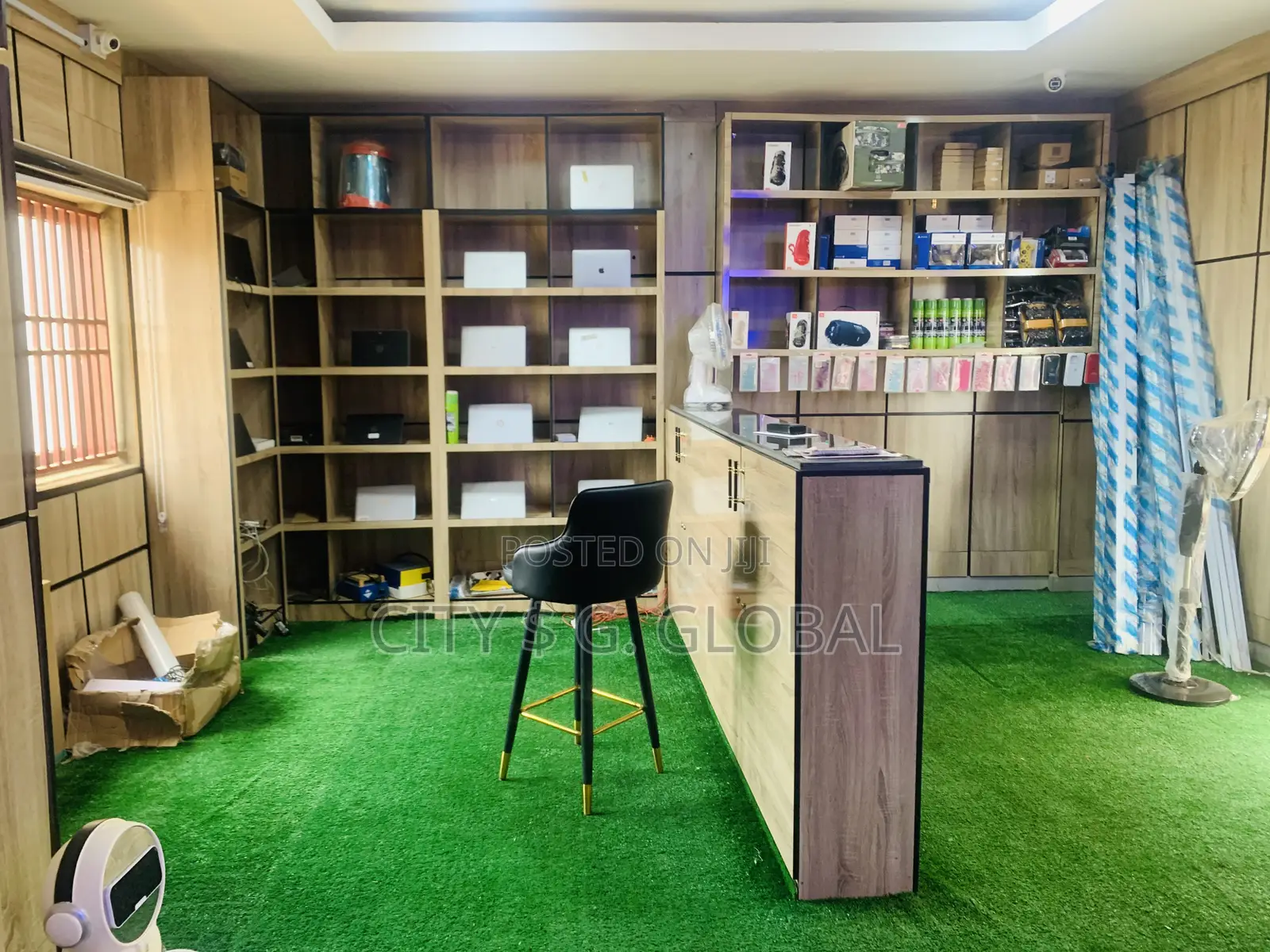 A Standard Shop for Rent Office Space