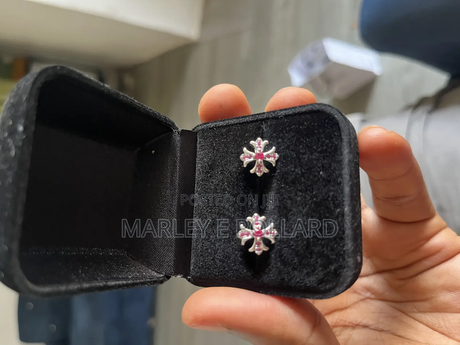 Cross Rock Iced Men’S Women’S Earrings Silver Earring