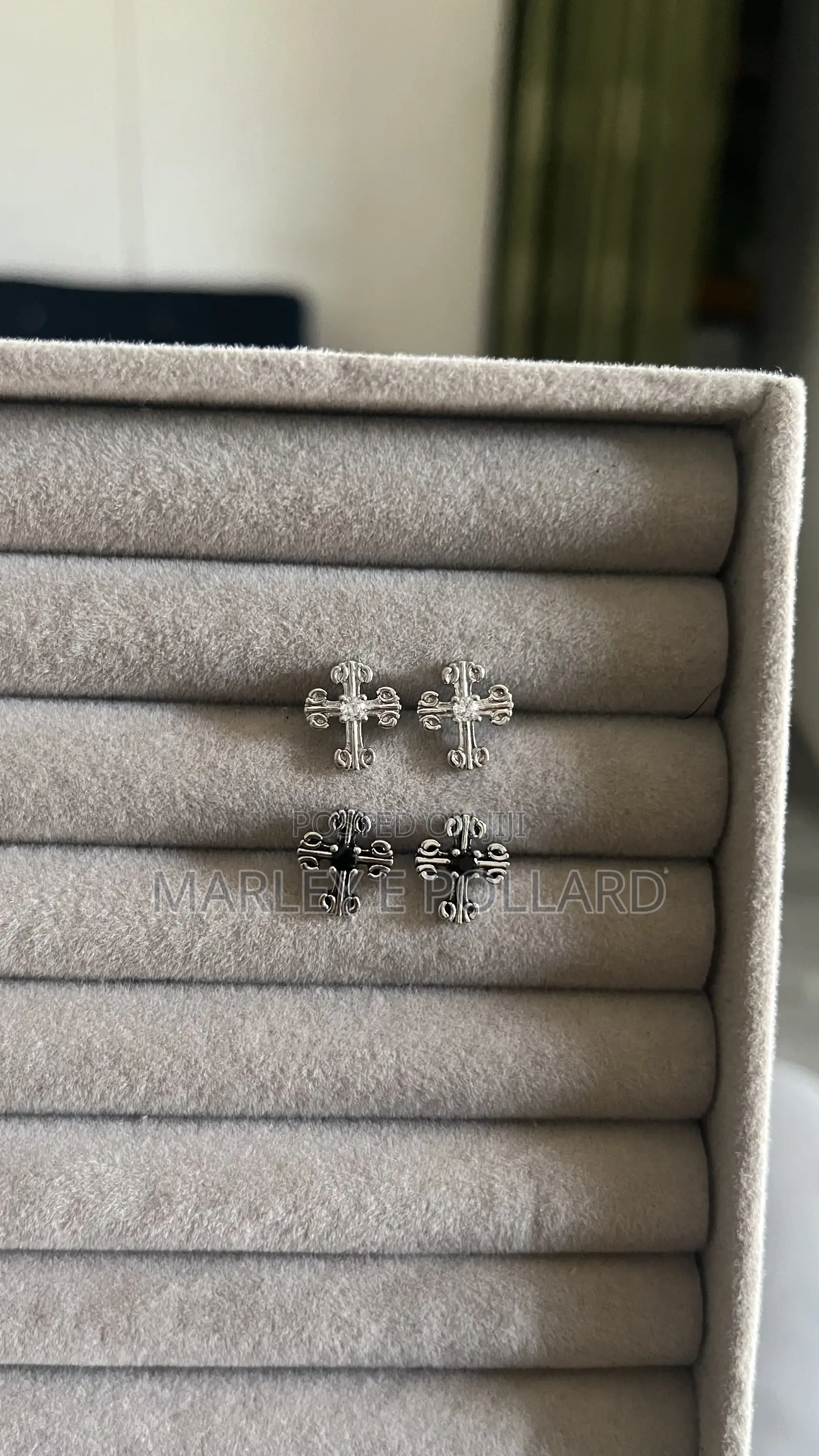 Cross Rock Iced Men’S Women’S Earrings Silver Earring