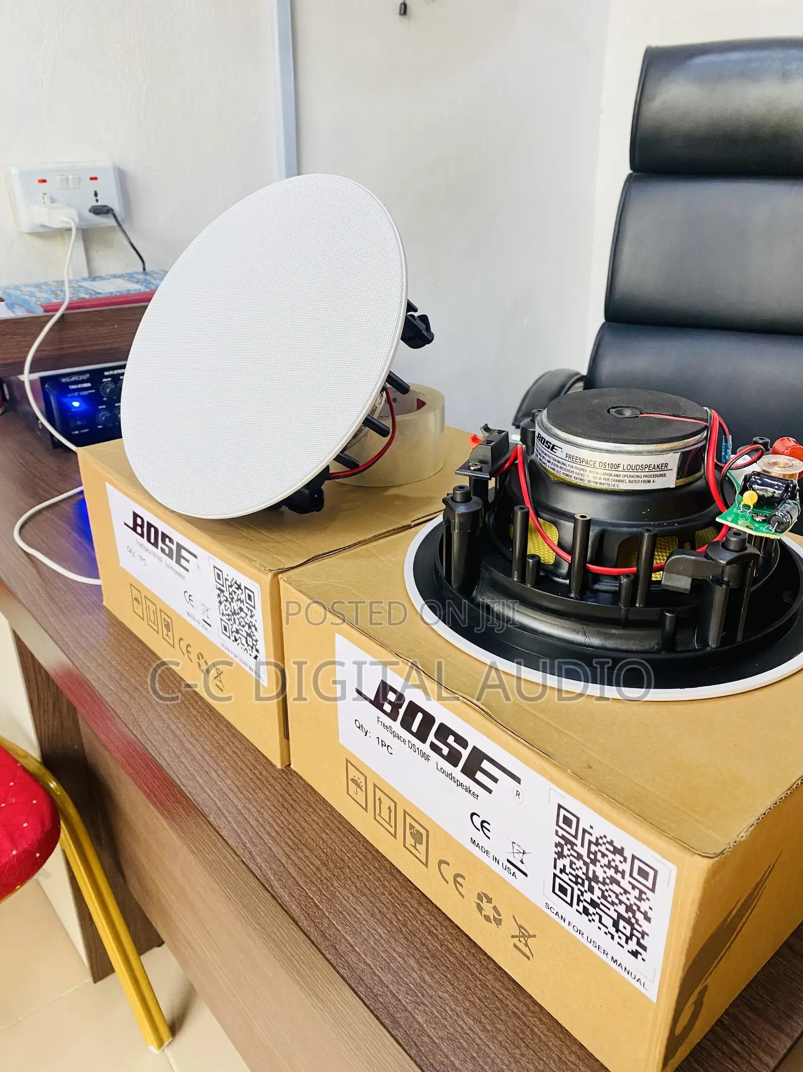2 Bose Ceiling Speakers (Original)