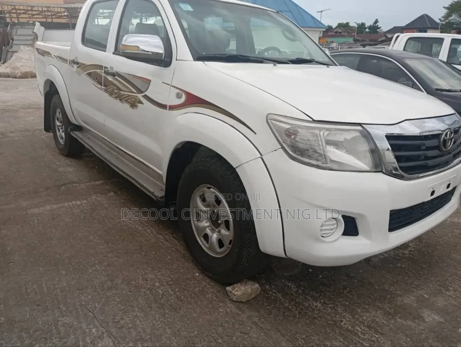 Toyota Hilux 2.5 D-4D 4X4 SRX 2012 White
