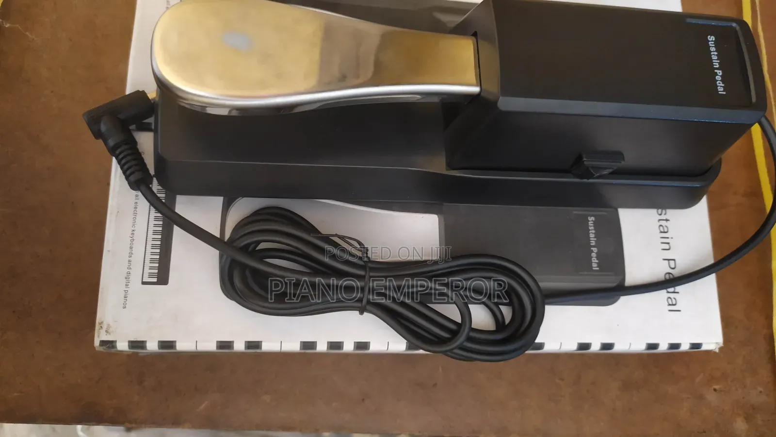 Universal Sustain Pedal for Keyboard Piano (High Quality)