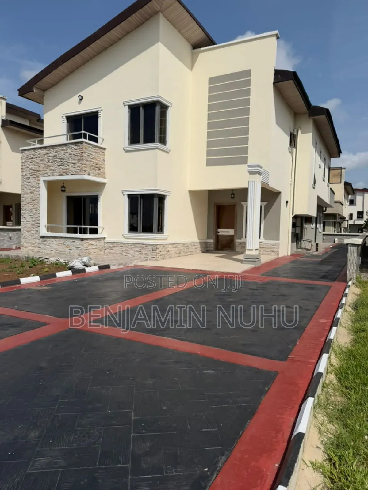 4bdrm Duplex in Creek Heaven Estate, Ikota for rent