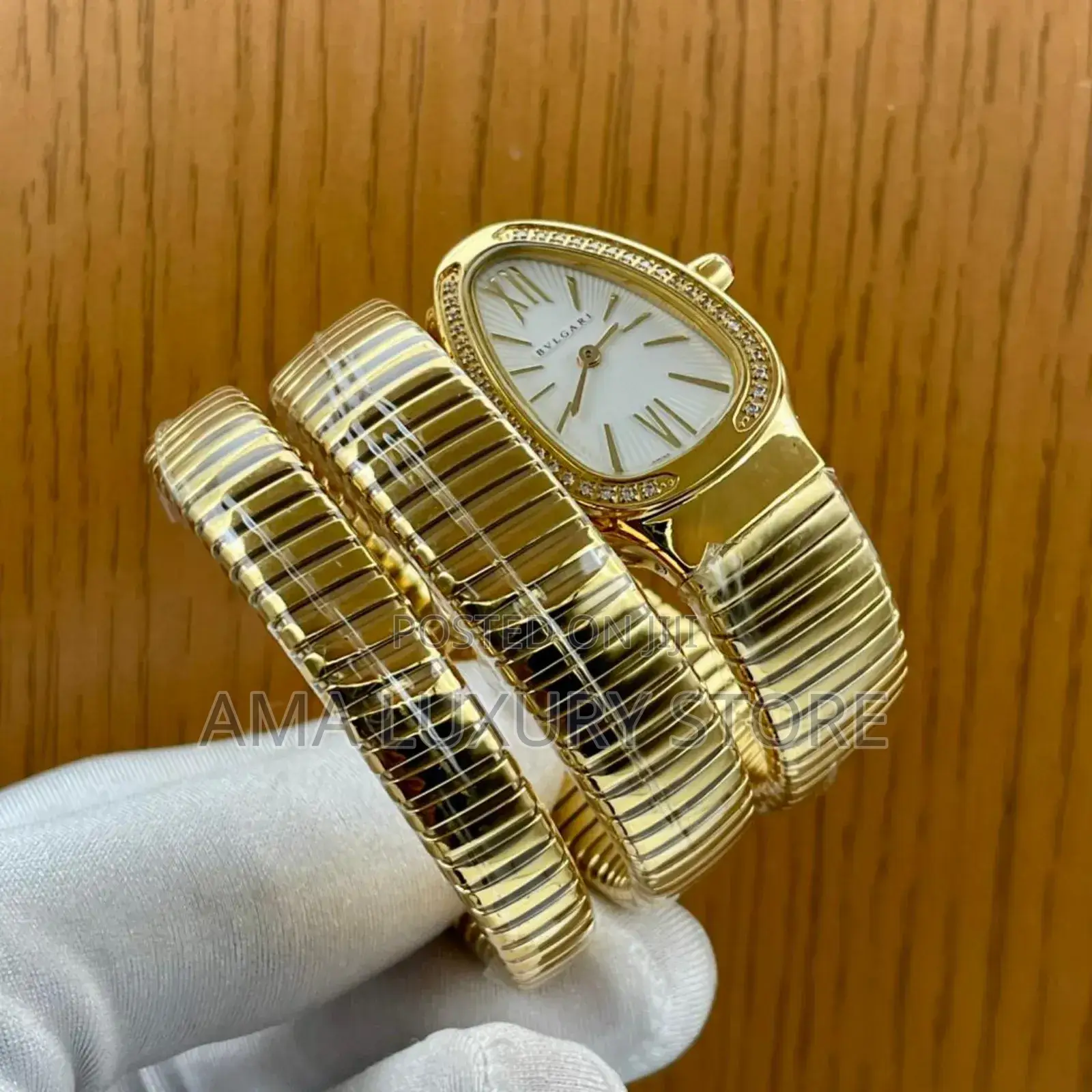 Bvlgari Luxury Snake Chain Strap Female Wristwatch