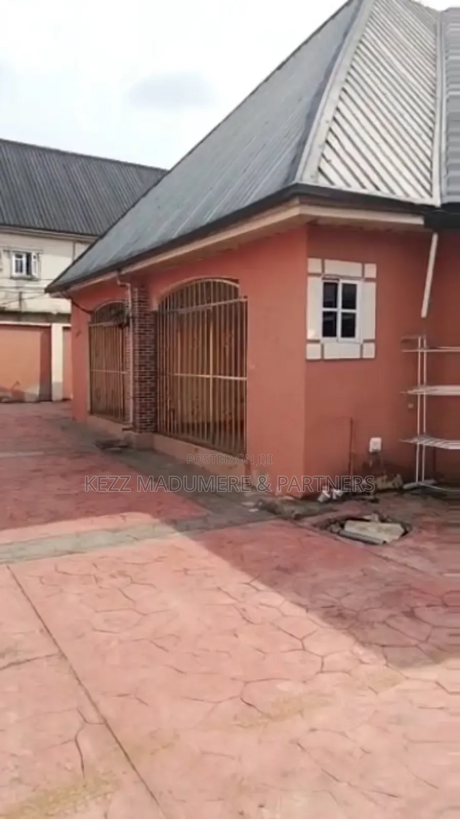 4bdrm Block of Flats in New City New Owerri for sale