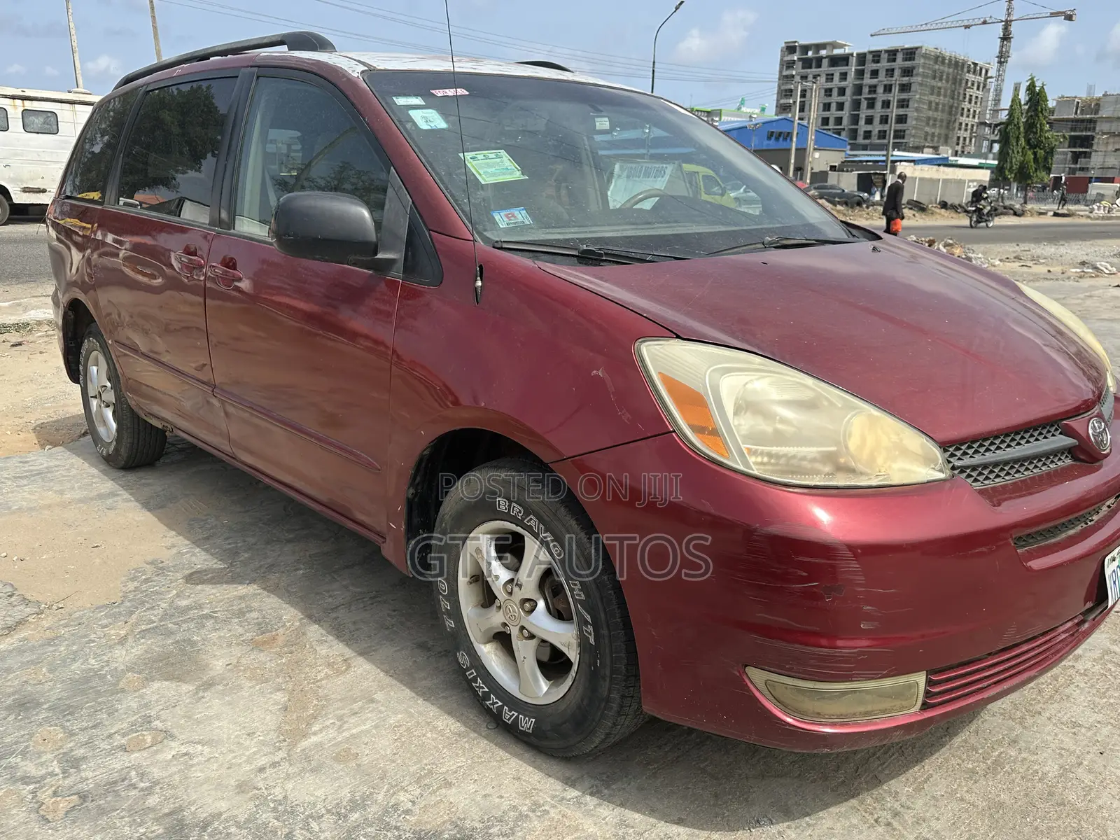 Toyota Sienna LE AWD 2005 Maroon