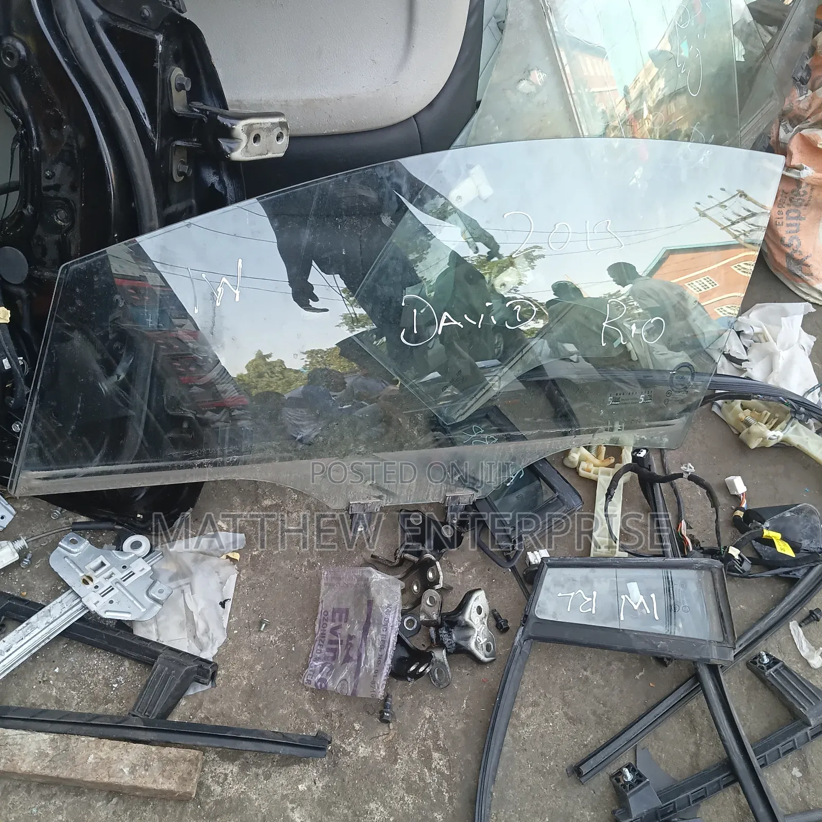 Kia Rio 2013 Glass Front Lh