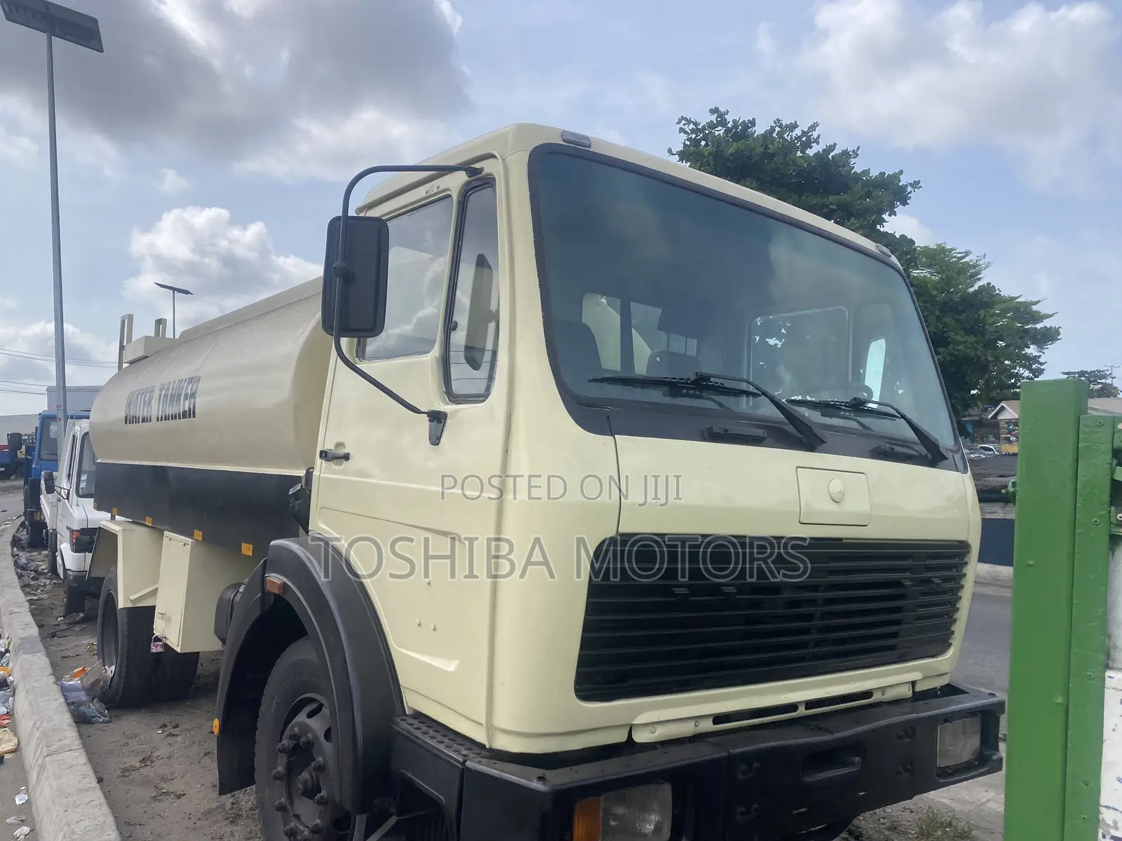 Water Tanker Mercedes Benz