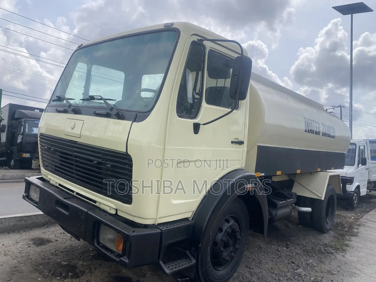 Water Tanker Mercedes Benz