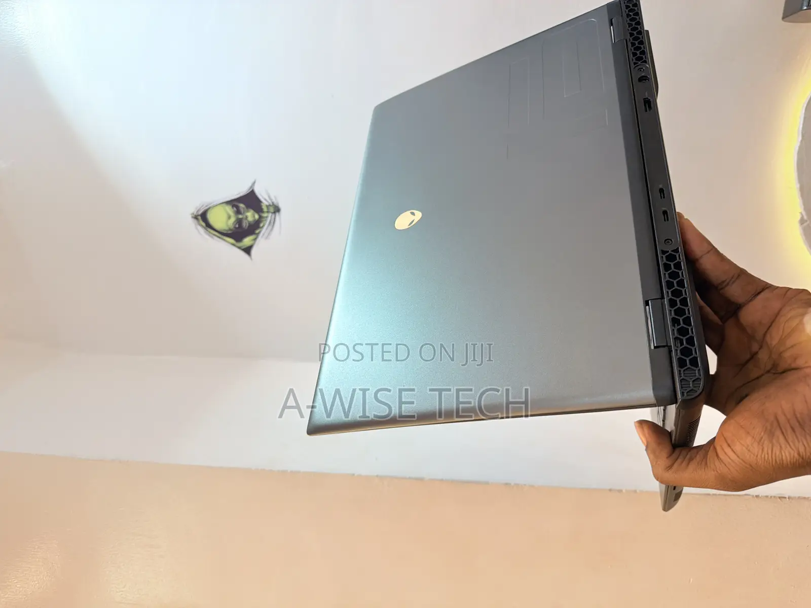 Laptop Dell Alienware M16 R2 16GB Intel Core Ultra 9 SSD 1T