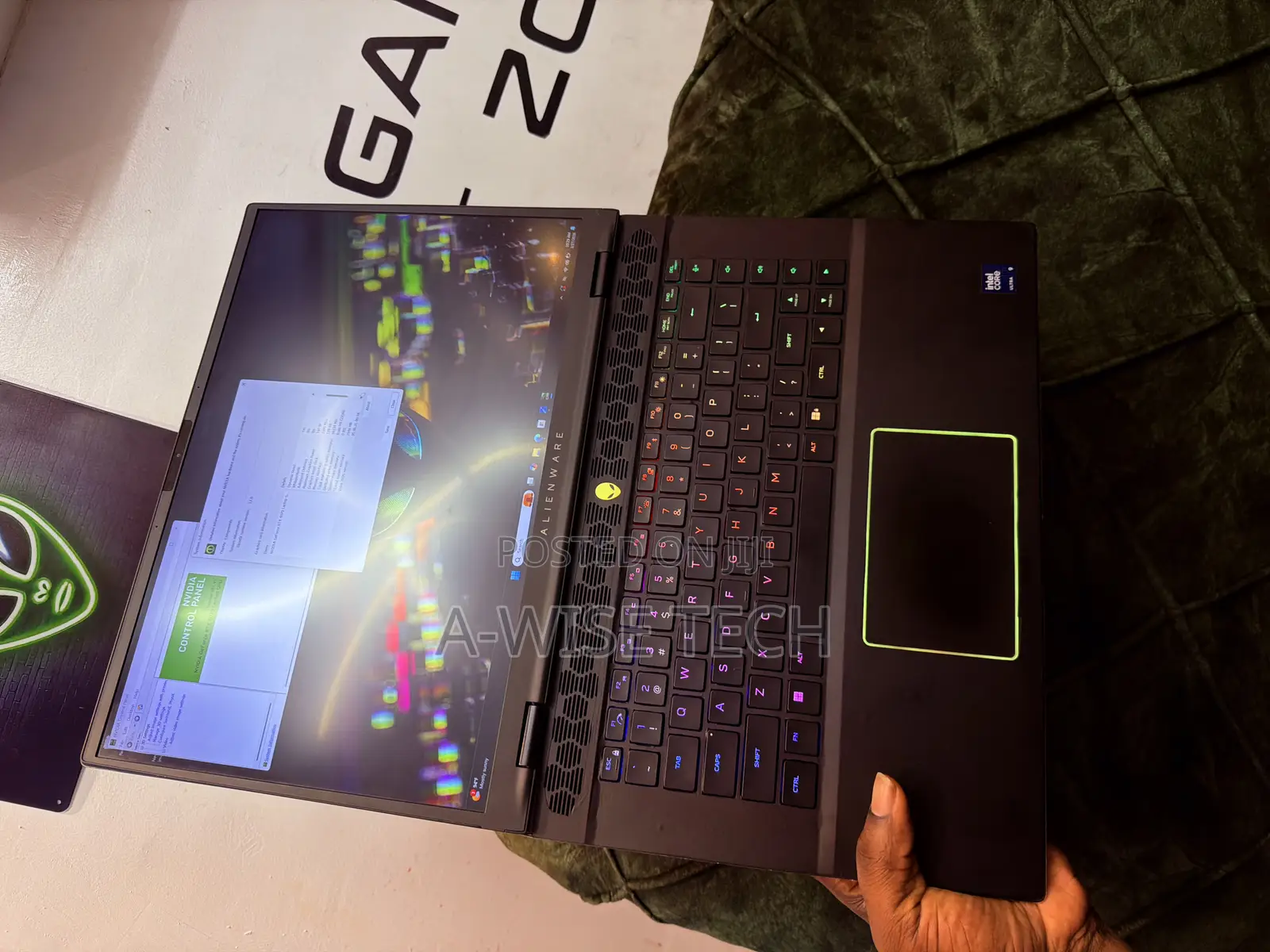 Laptop Dell Alienware M16 R2 16GB Intel Core Ultra 9 SSD 1T