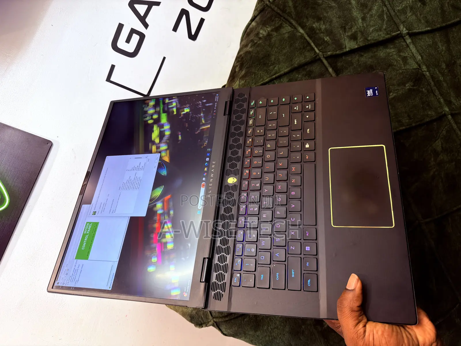 Laptop Dell Alienware M16 R2 16GB Intel Core Ultra 9 SSD 1T
