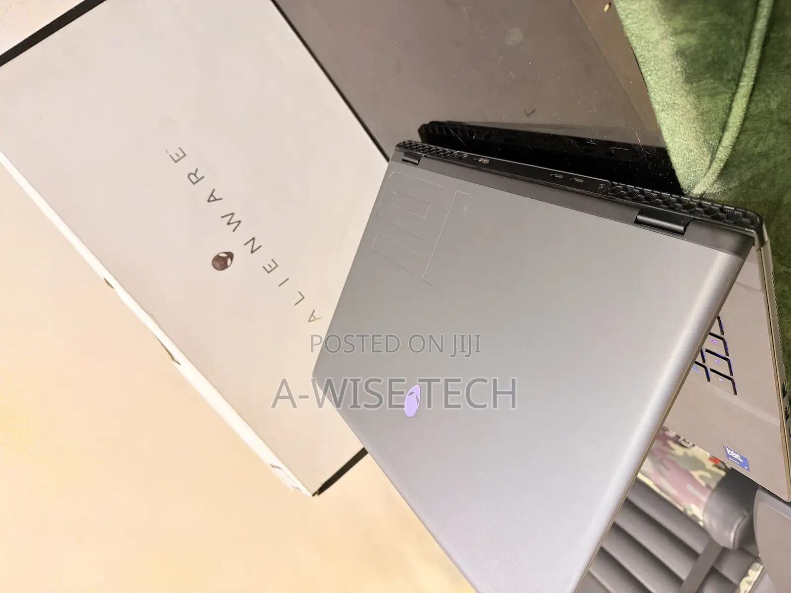 Laptop Dell Alienware M16 R2 16GB Intel Core Ultra 9 SSD 1T