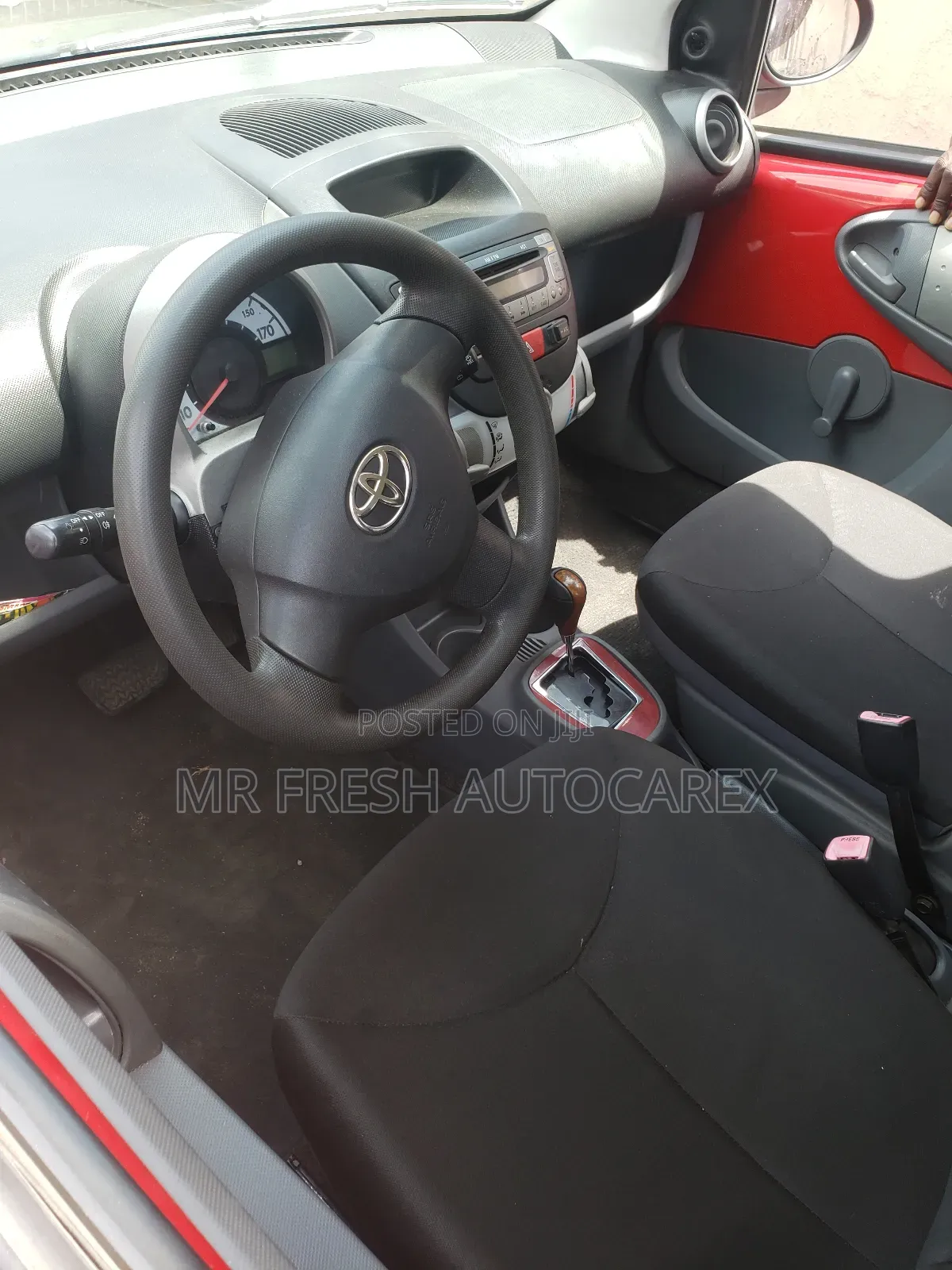 Toyota Aygo 1.0 5-Door 2007 Red
