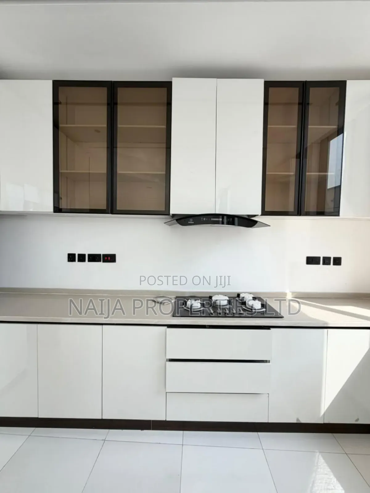 2bdrm Apartment in Oniru Estate, Victoria Island Extension for sale