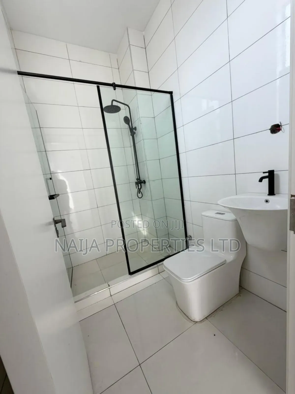 2bdrm Apartment in Oniru Estate, Victoria Island Extension for sale