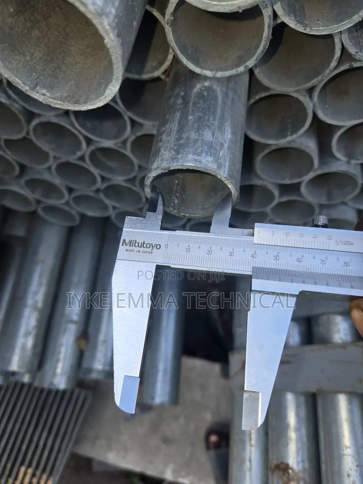 Scaffolding Tube (Galvanised Steel) / Pipes- 6.0m X 4mm X 48.3mm