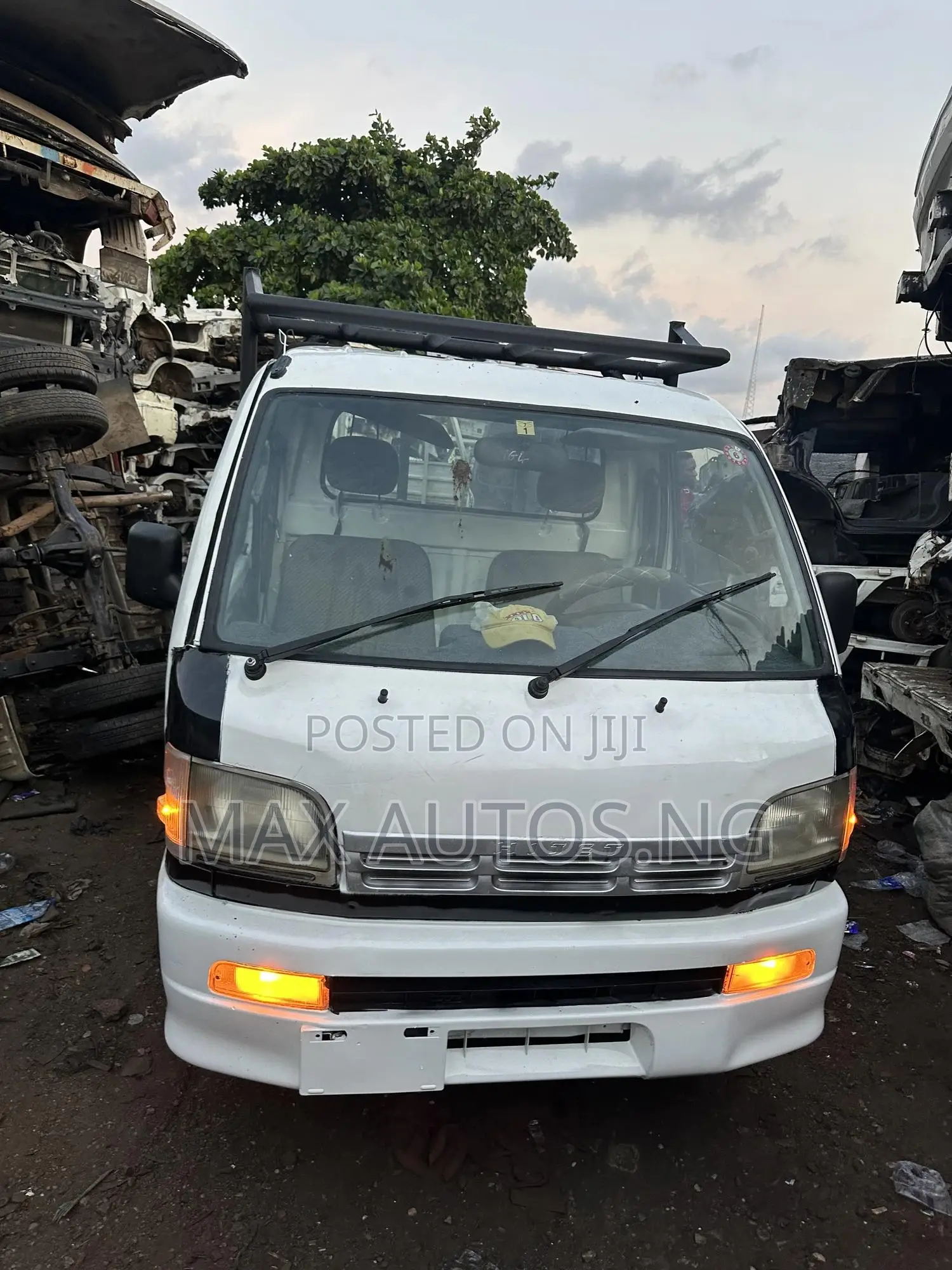 New Model Hijet Truck