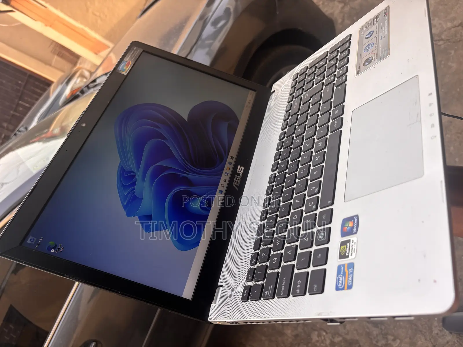 Laptop Asus A42DE 6GB Intel Core i5 HDD 750GB
