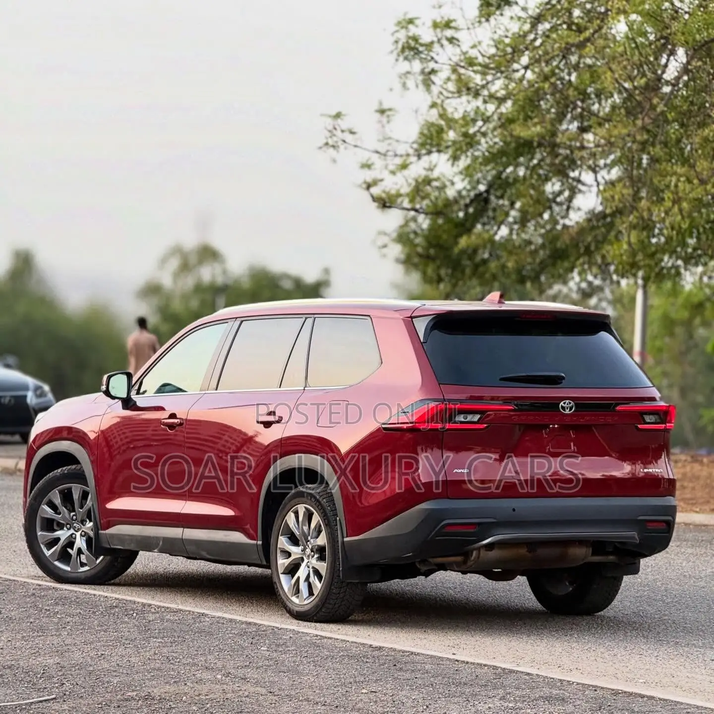 Toyota Highlander Limited AWD 2024 Maroon