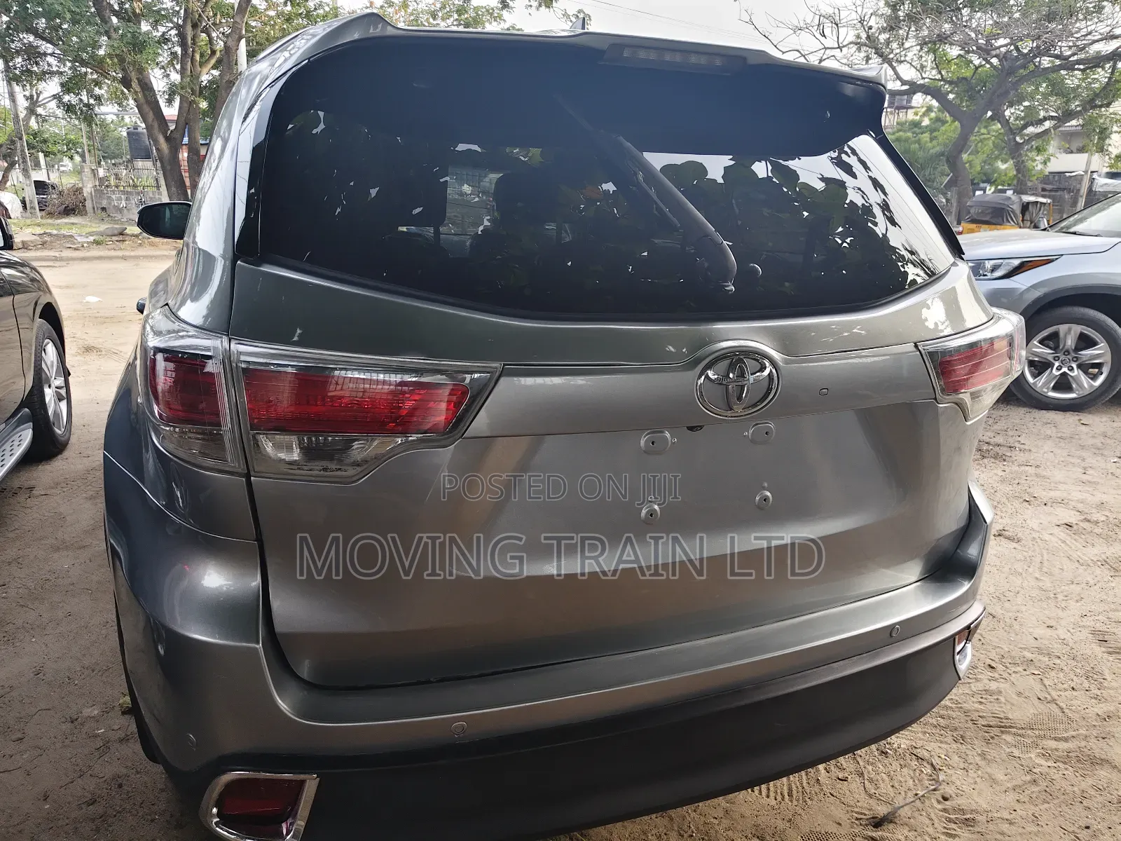 Toyota Highlander Limited V6 4x2 (3.5L 6cyl 6A) 2016 Silver