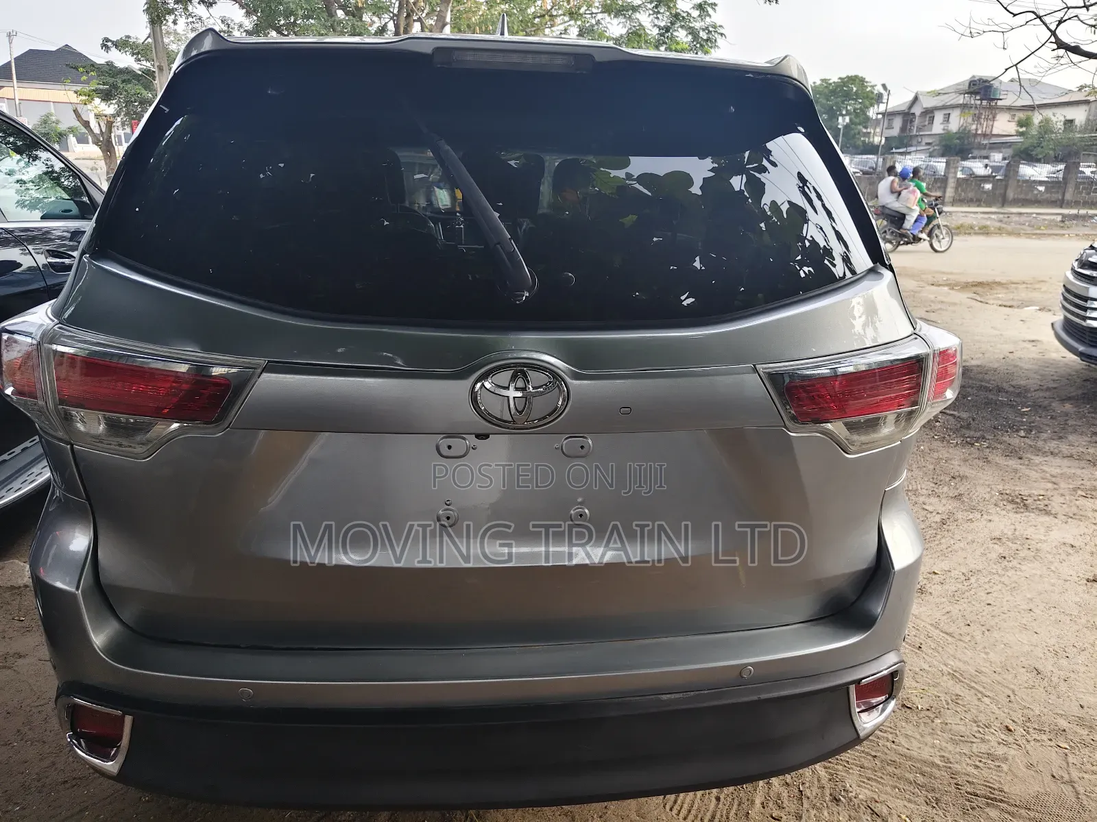 Toyota Highlander Limited V6 4x2 (3.5L 6cyl 6A) 2016 Silver