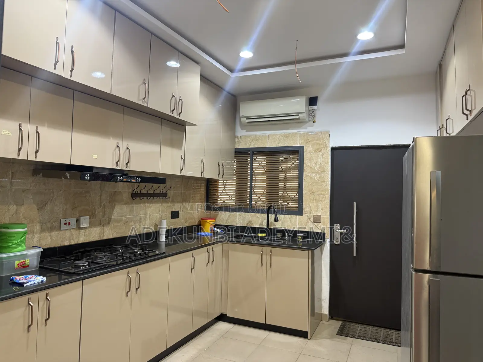 Furnished 4bdrm Townhouse/Terrace in Asokoro for sale