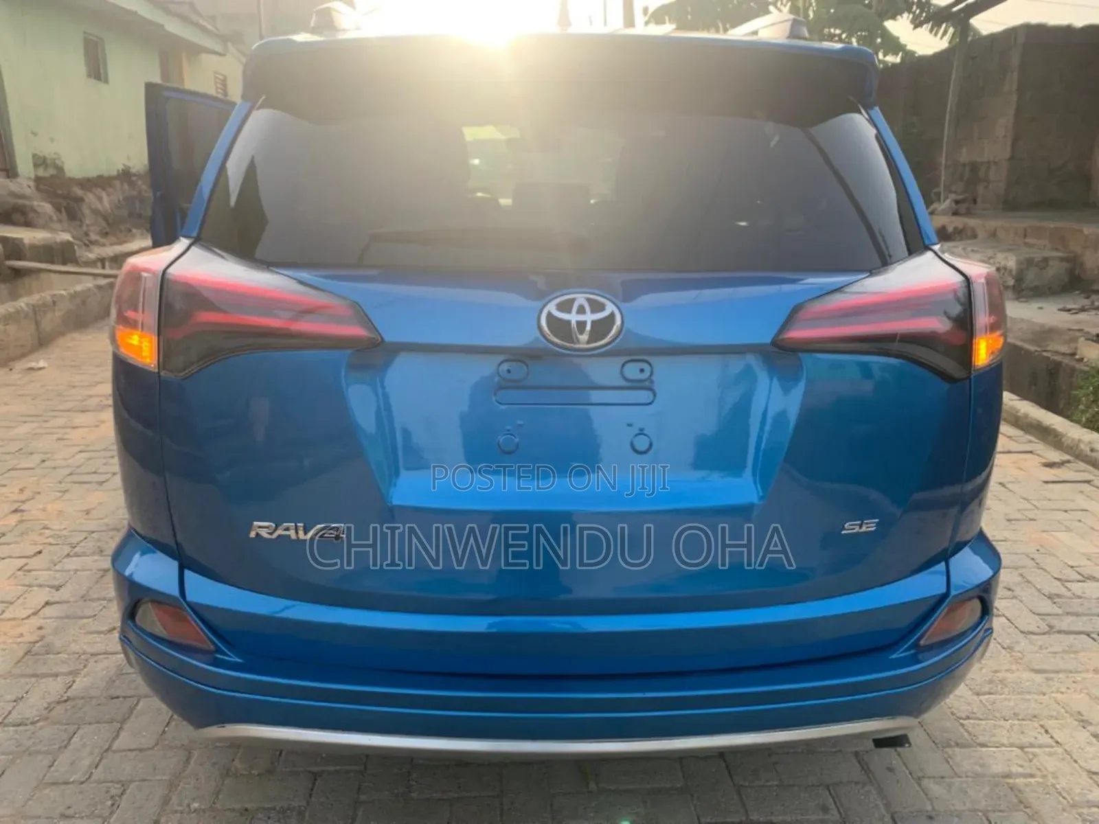 Toyota RAV4 2018 Blue