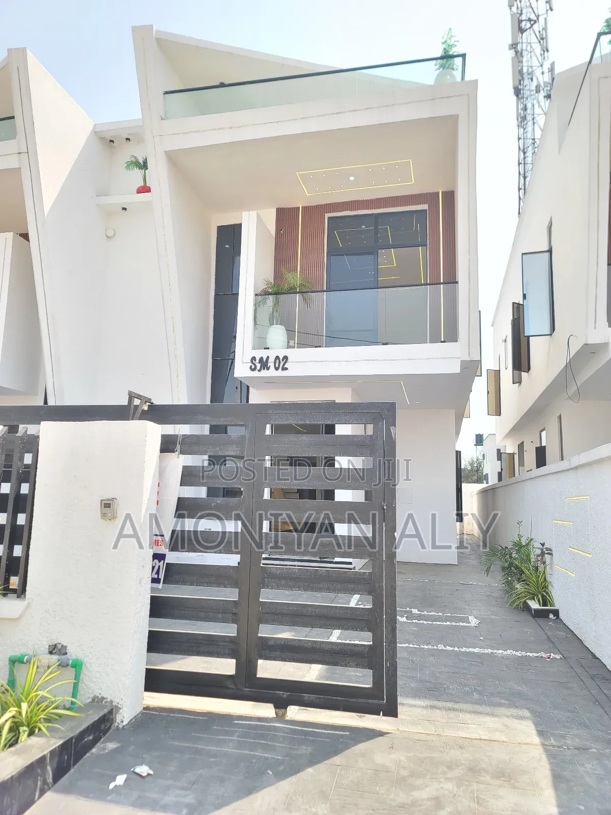 4bdrm Duplex in Ikota Gra Extension for sale