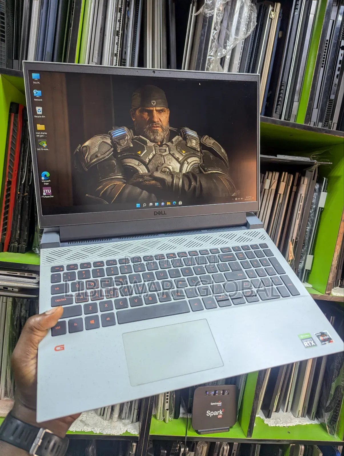 Laptop Dell G15 5511 16GB AMD Ryzen 7 SSD 512GB