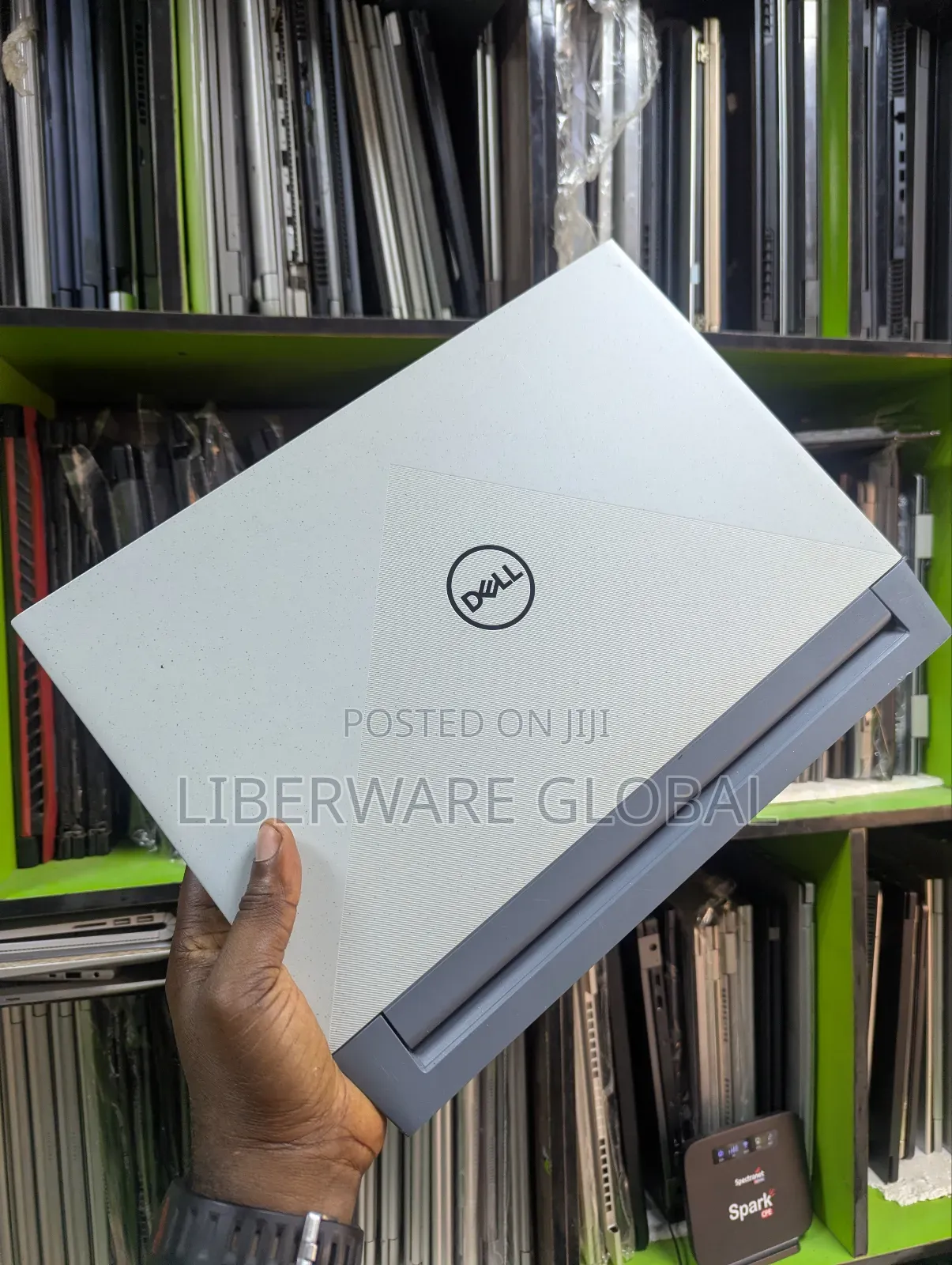Laptop Dell G15 5511 16GB AMD Ryzen 7 SSD 512GB