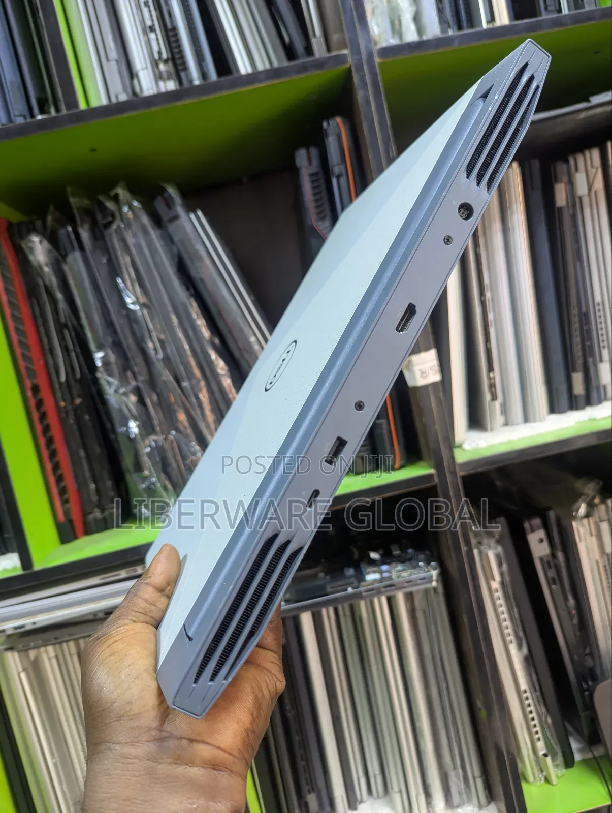 Laptop Dell G15 5511 16GB AMD Ryzen 7 SSD 512GB