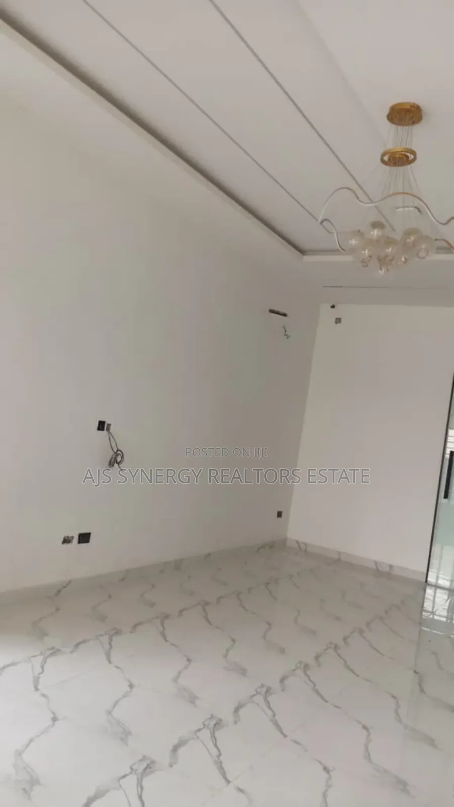 4bdrm Duplex in Osapa london for sale