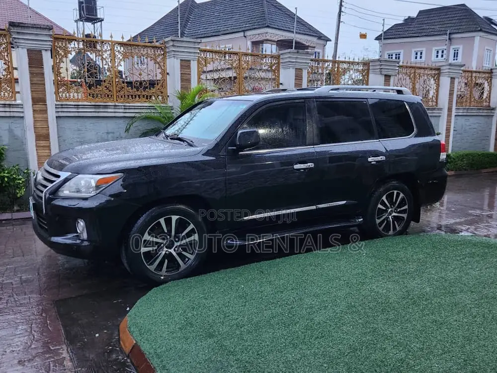 Toyota Landcruiser Bullet Proof for Hire