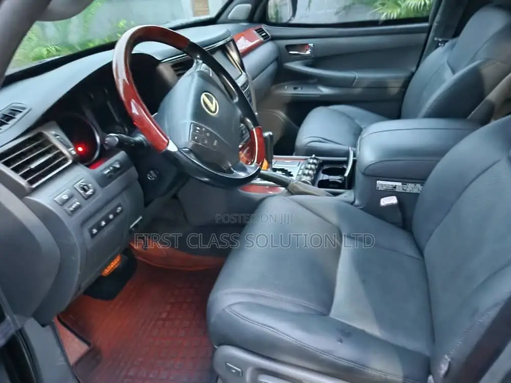 Toyota Landcruiser Bullet Proof for Hire