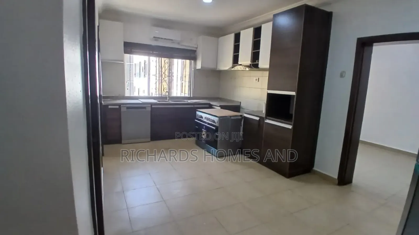 3bdrm Apartment in Victoria Island Extension for rent