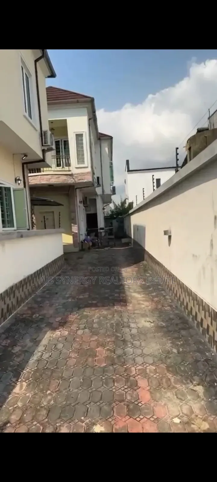 4bdrm Duplex in Osapa london for rent