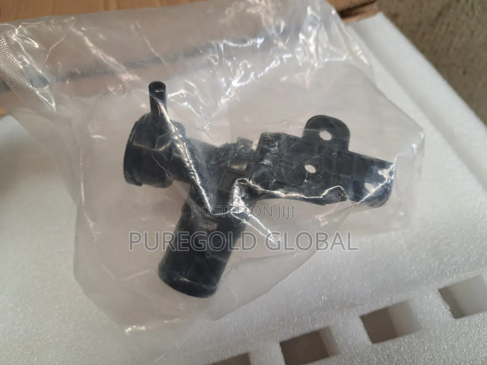 Kia Cerato 2011 Radiator Filler Neck