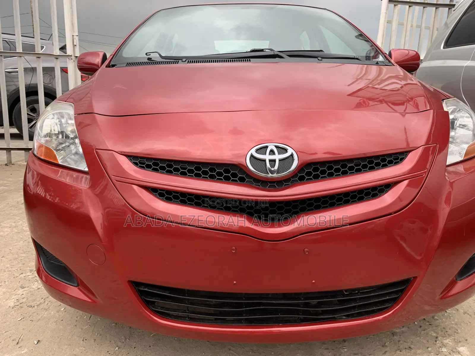 Toyota Yaris 1.5 Liftback Automatic 2009 Red