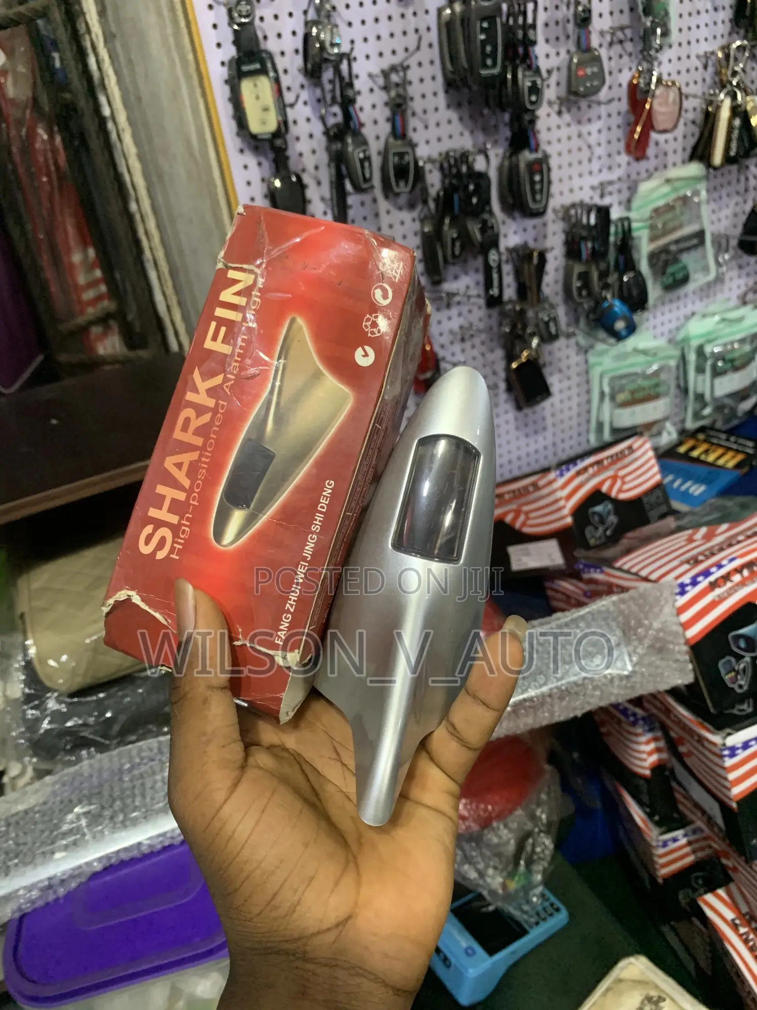 Car Shark Fin Antenna – High Signal Roof Antenna Cover