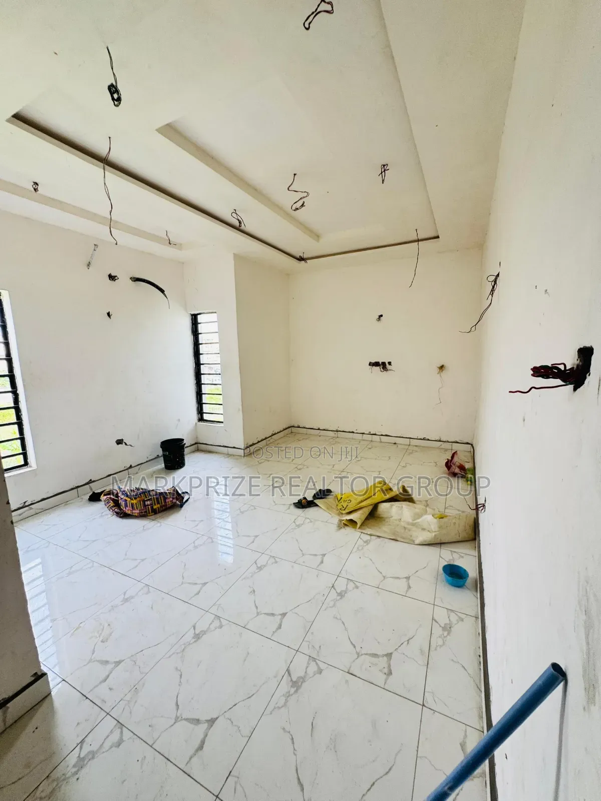 4bdrm Duplex in Opebi Ikeja for sale