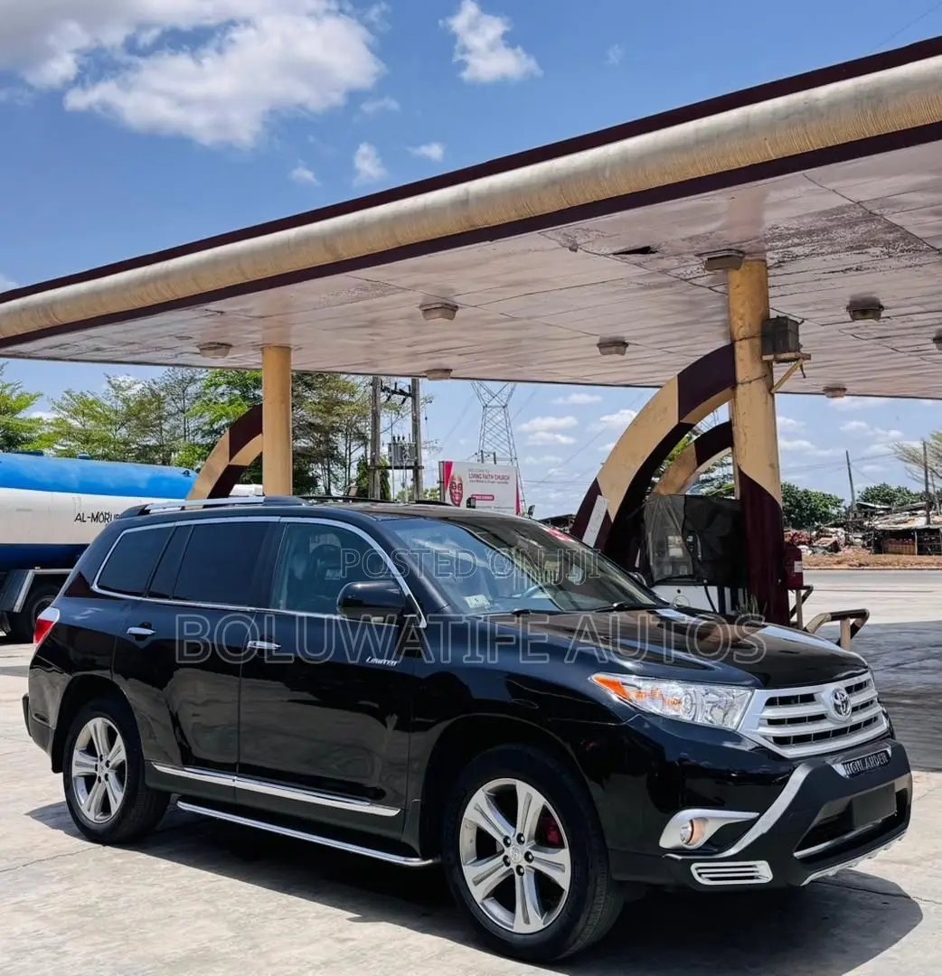 Toyota Highlander Limited 2012 Black