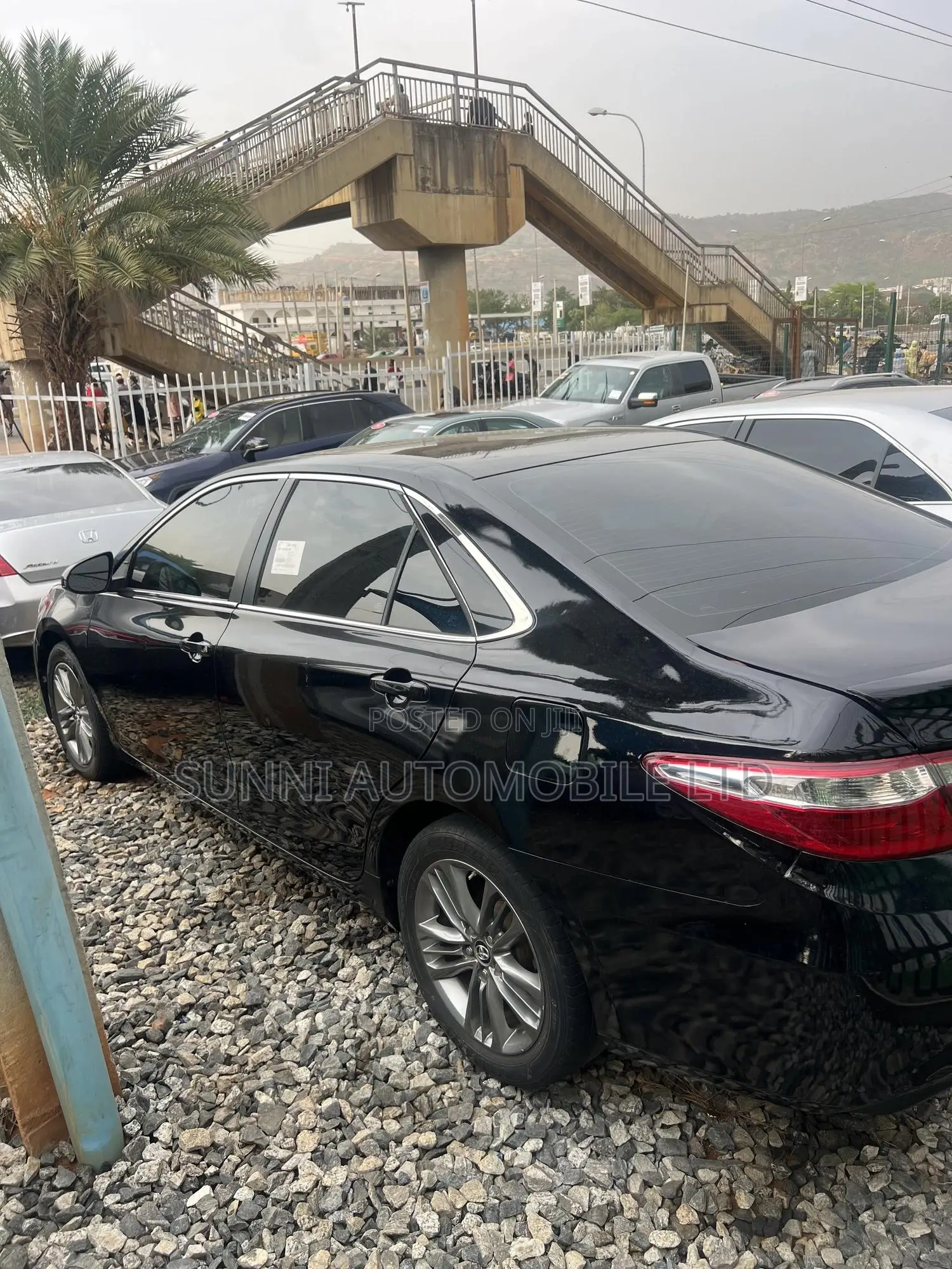 Toyota Camry 2016 Black