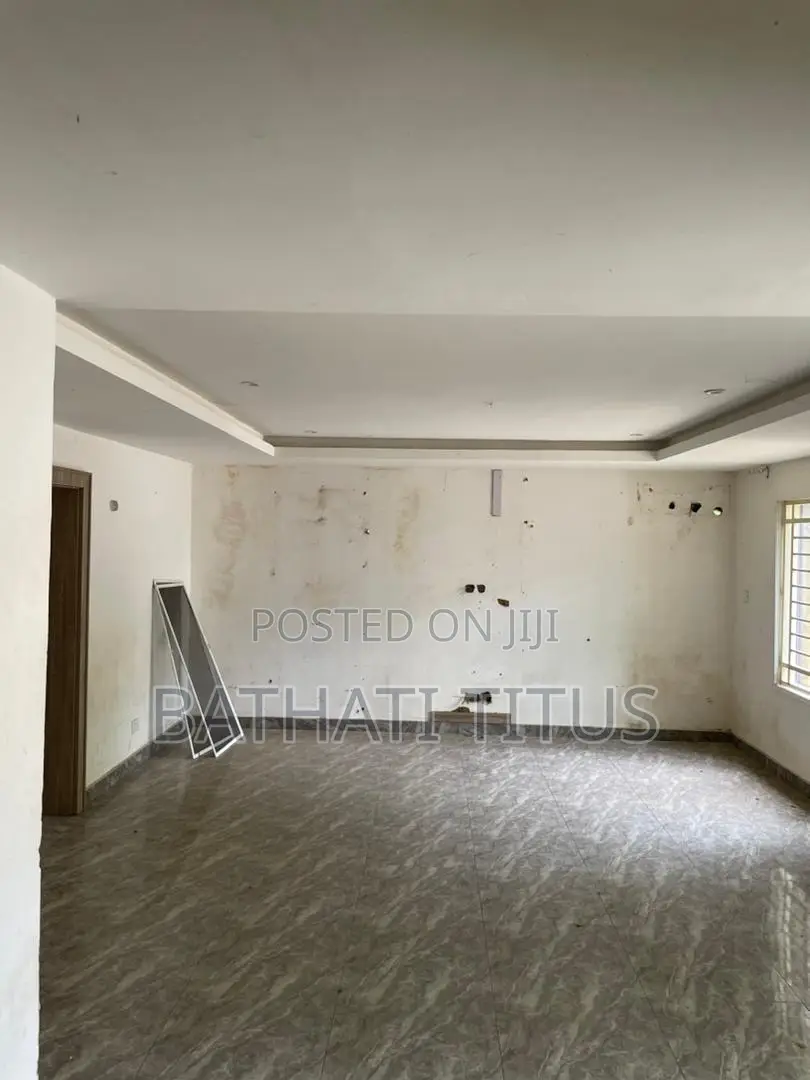 4bdrm Duplex in Life Camp for rent