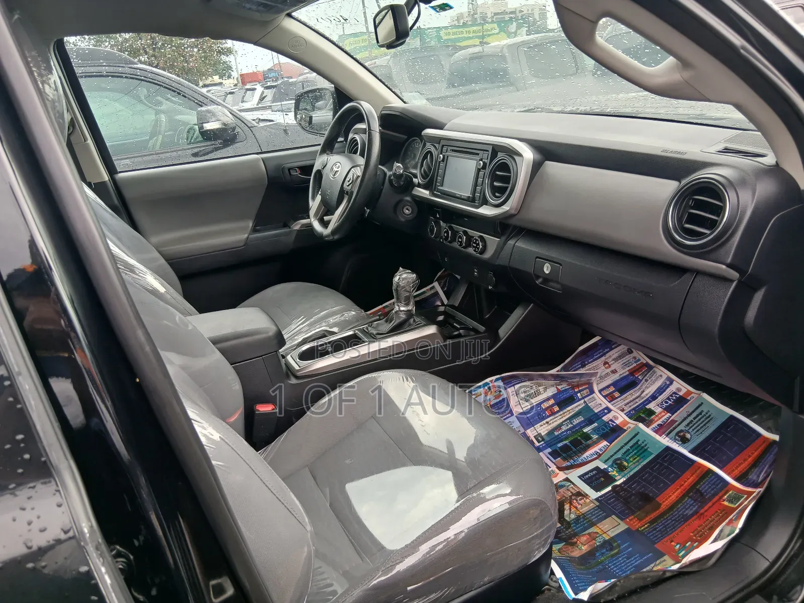 Toyota Tacoma SR5 2018 Black